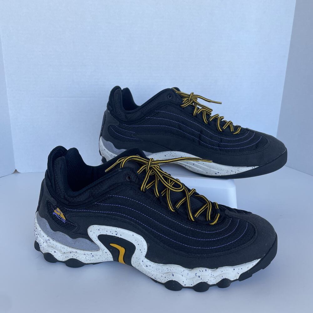 Nike Air Skam ACG Black and Gold Men's Sneakers Size 12 2189-002 90s y2k dad